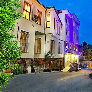 divas-istanbul.istanbul-turkeyhotels.com/